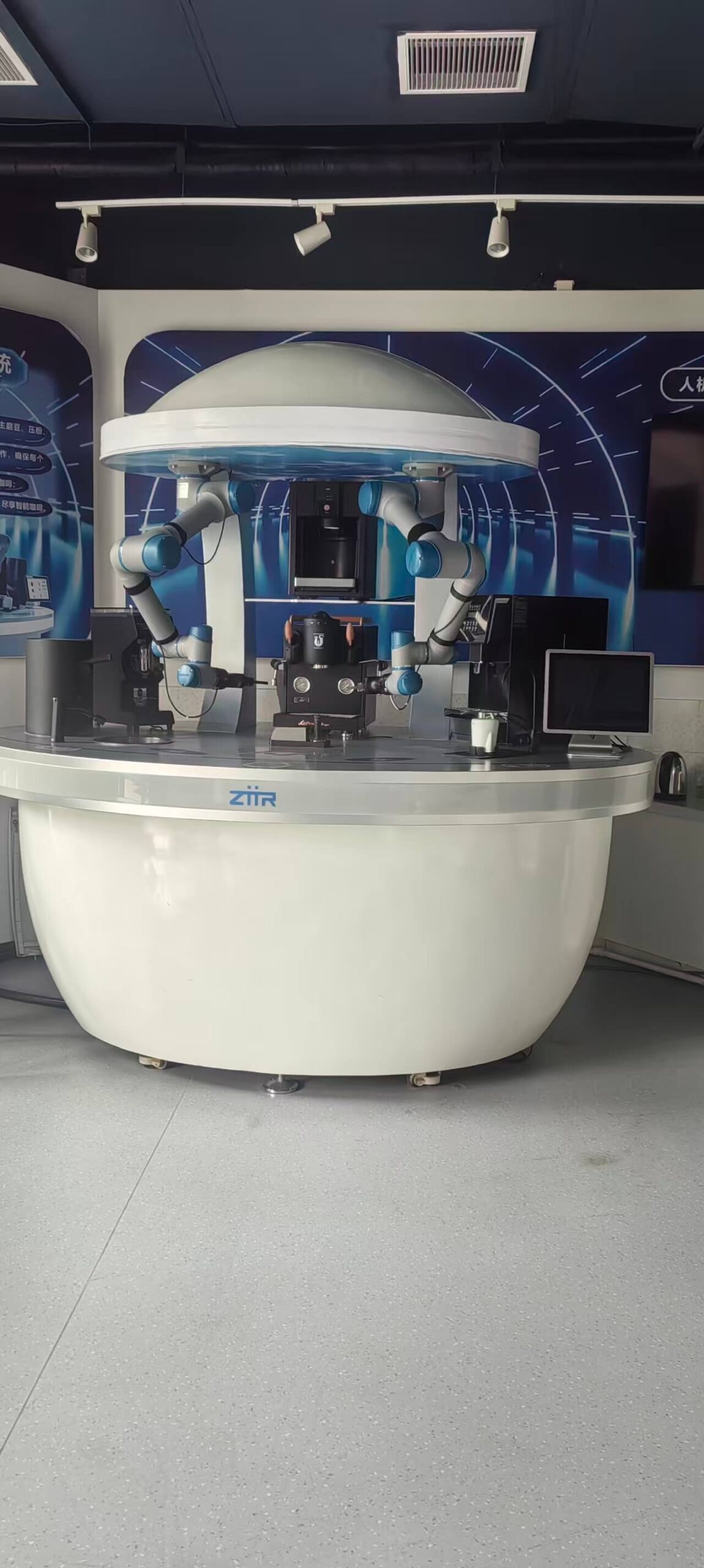 Coffee robot developed by Zhejiang Robotics Innovation Cente